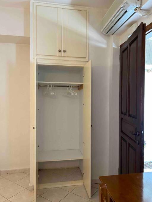 Cozy Studio In Skala, Agistri Apartment Ngoại thất bức ảnh