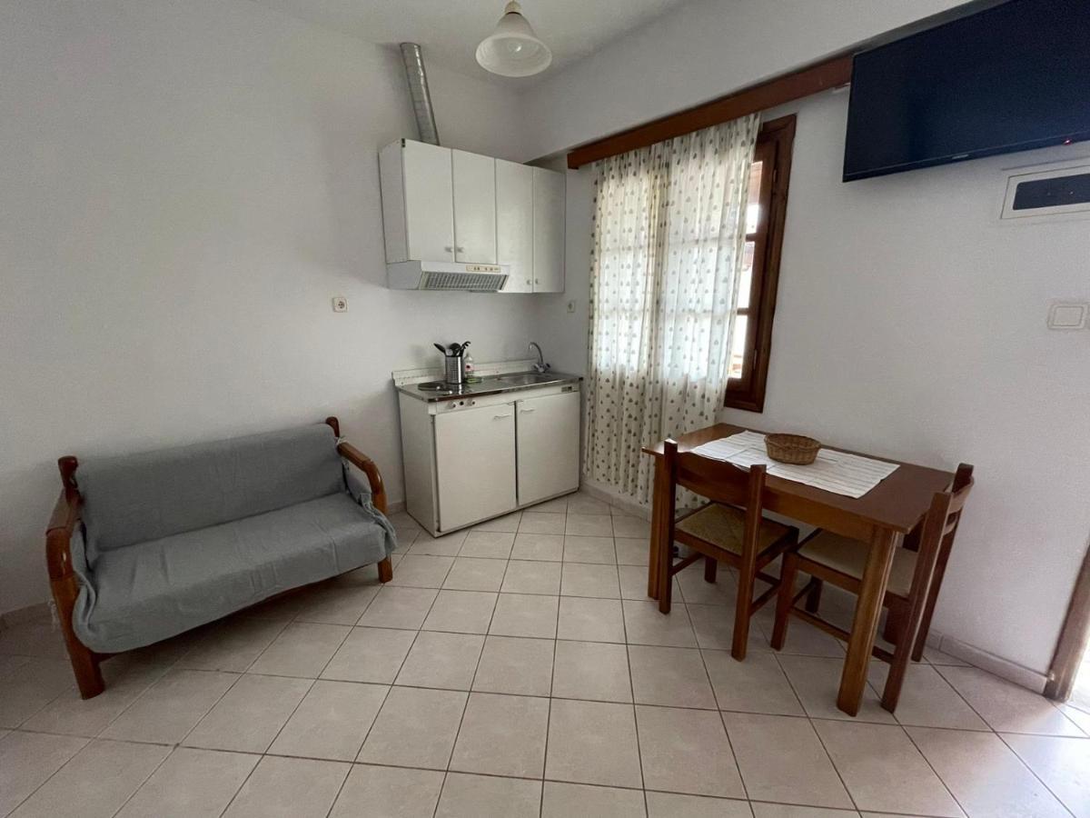 Cozy Studio In Skala, Agistri Apartment Ngoại thất bức ảnh